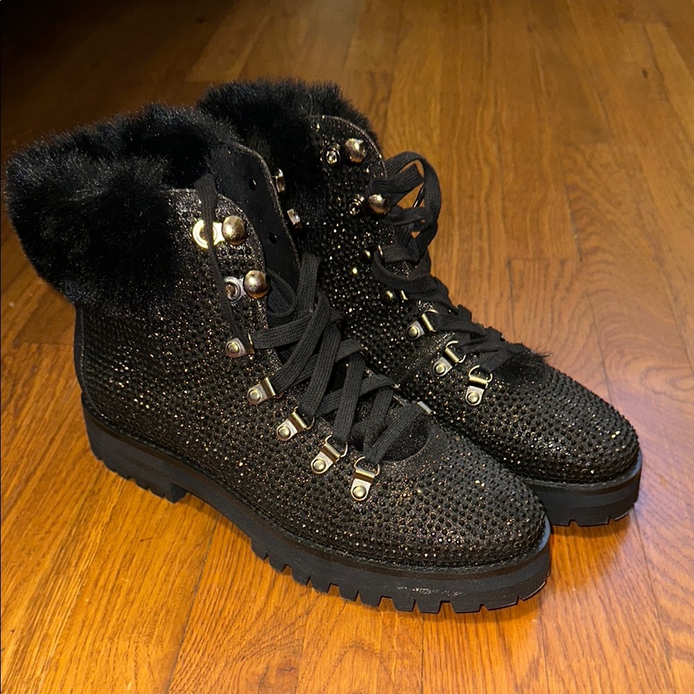 Black Fur-Trimmed Women's Boots